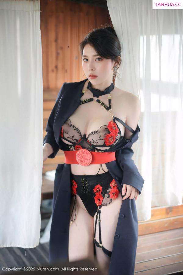 白茹雪  [XiuRen]高清写真图 2025.04.15 No.10155 白茹雪abby 空姐制服第38张图片